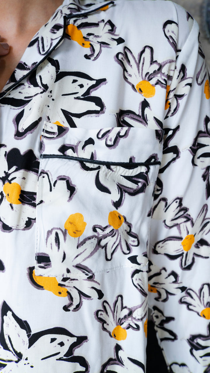 Offwhite Daisies PJ Set